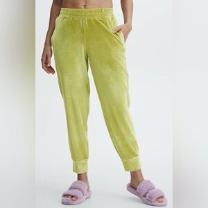 Fabletics Daria Velour Jogger Pants